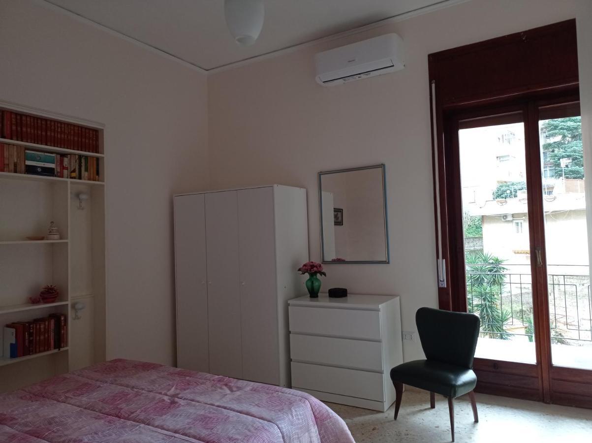 Casa Vacanze "A Casa Di Maria" 那不勒斯 外观 照片